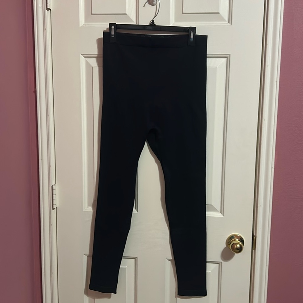Empetua Leggings.